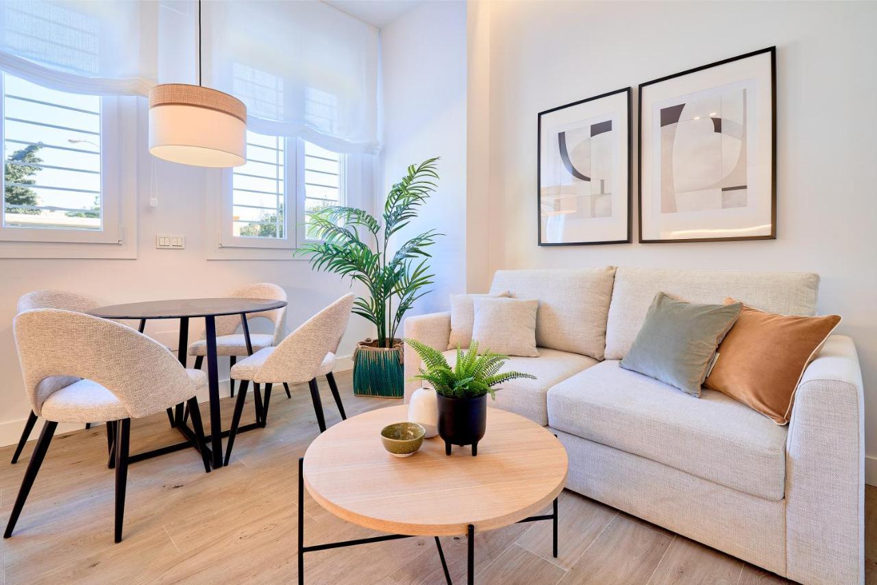 Apartament Lofts Parque De Huelin Malaga Zewnętrze zdjęcie