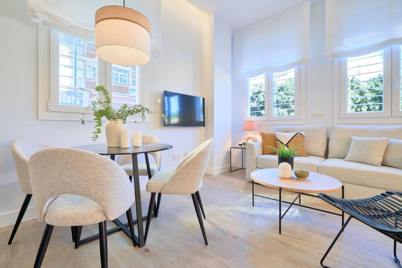 Apartament Lofts Parque De Huelin Malaga Zewnętrze zdjęcie